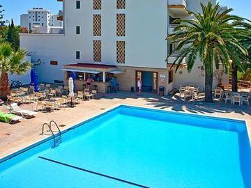 Bluesea Hotel 3*